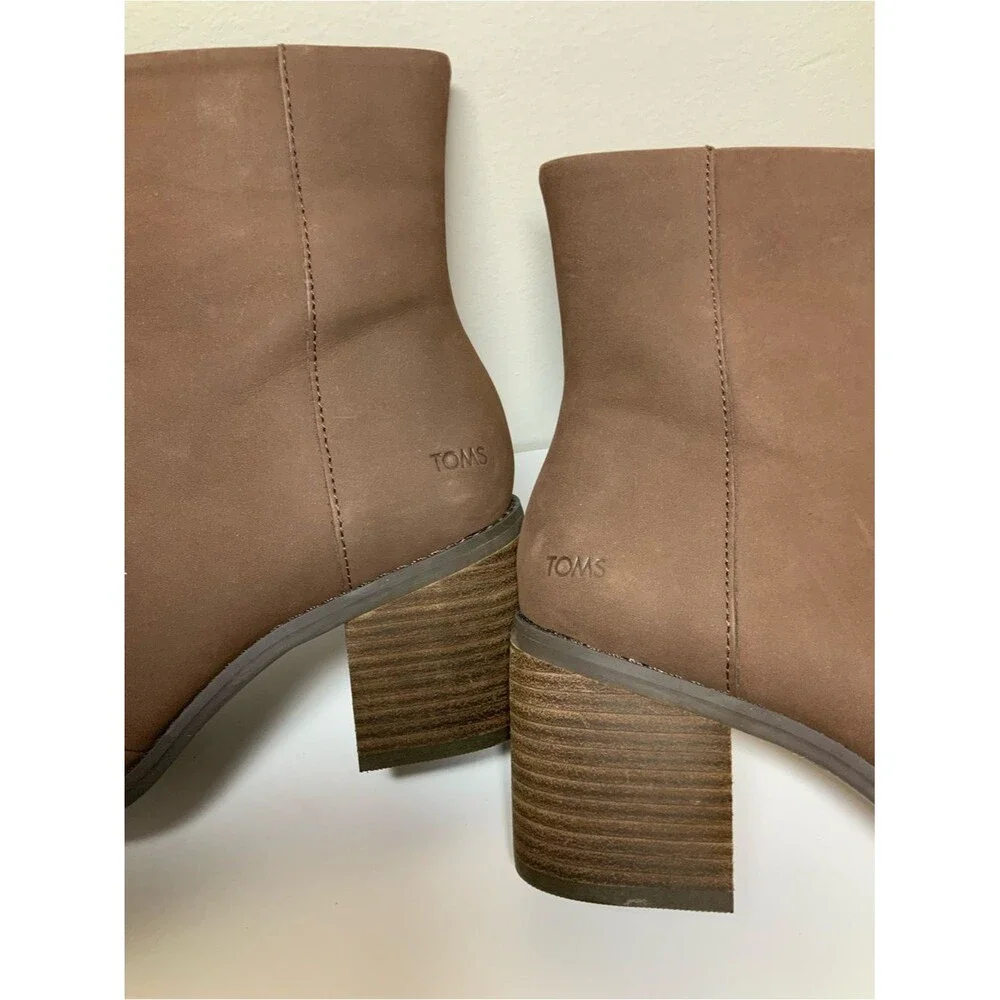 TOMS Evelyn Brown Leather Ankle Boots Women’s Size 6 NWT